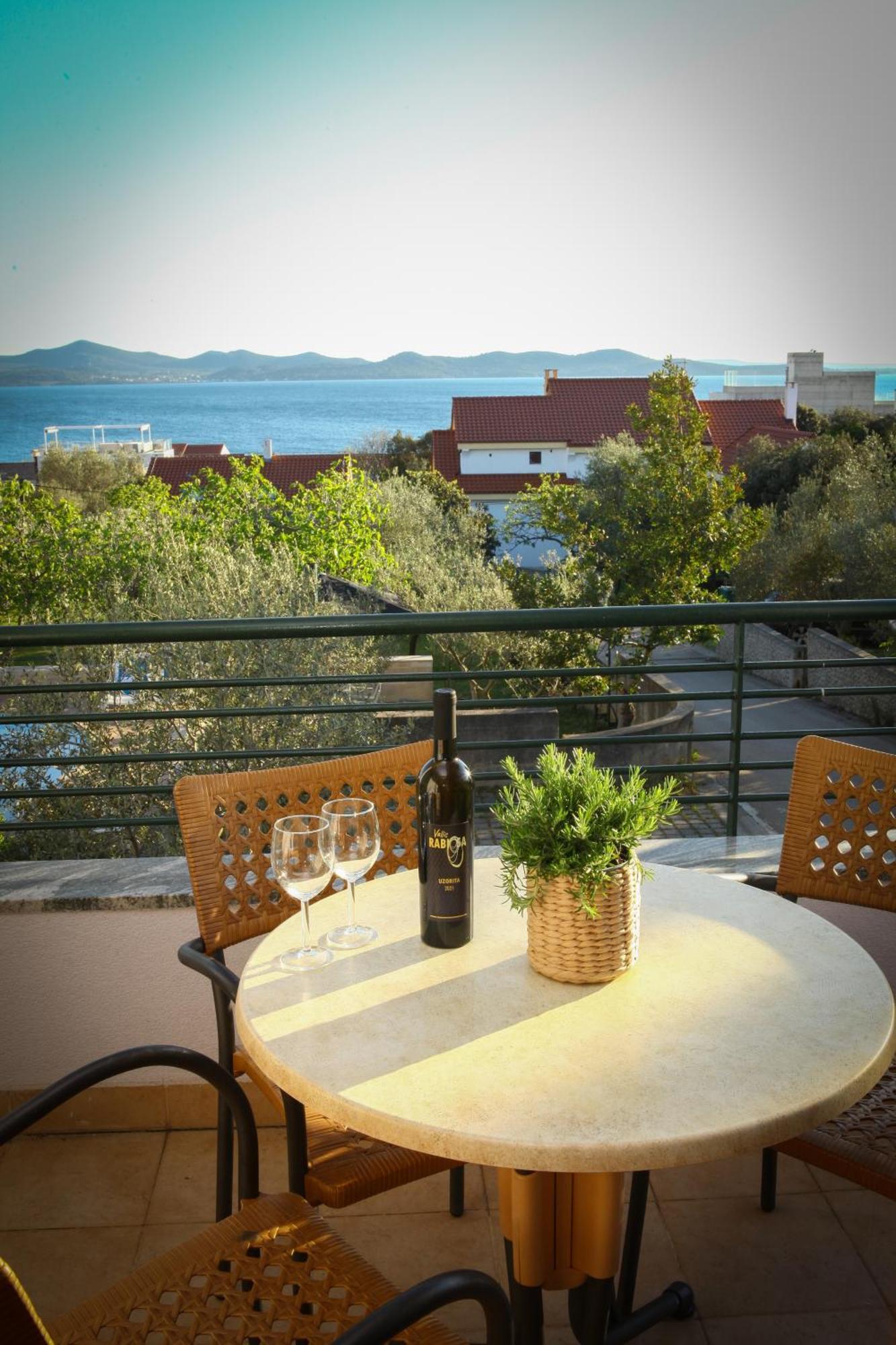 Apartments Vallis Rabiosa Zadar Quarto foto